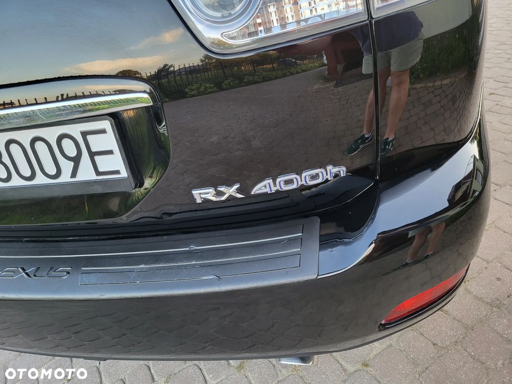 Lexus RX - 9