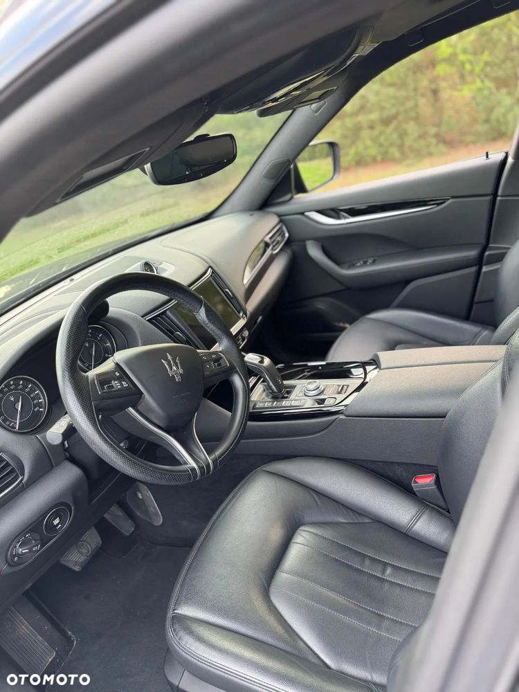 Maserati Levante Modena - 10