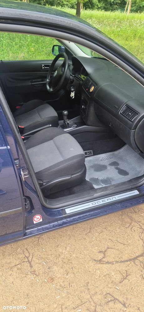 Volkswagen Golf - 15