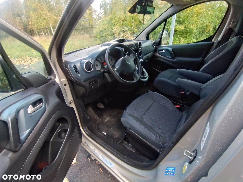 Peugeot Partner 2009 photo 2