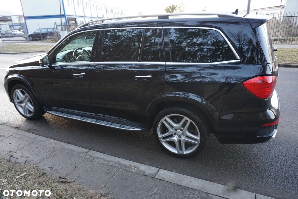 Mercedes-Benz GL - 21