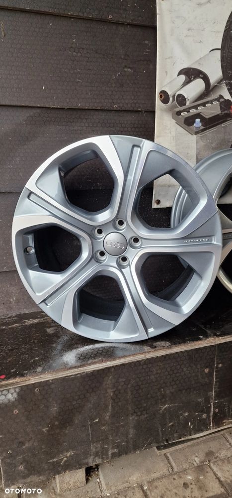 ALUFELGI R18 ET39,5 5X100 AUDI A1 NOWE 8X0071498 - 2
