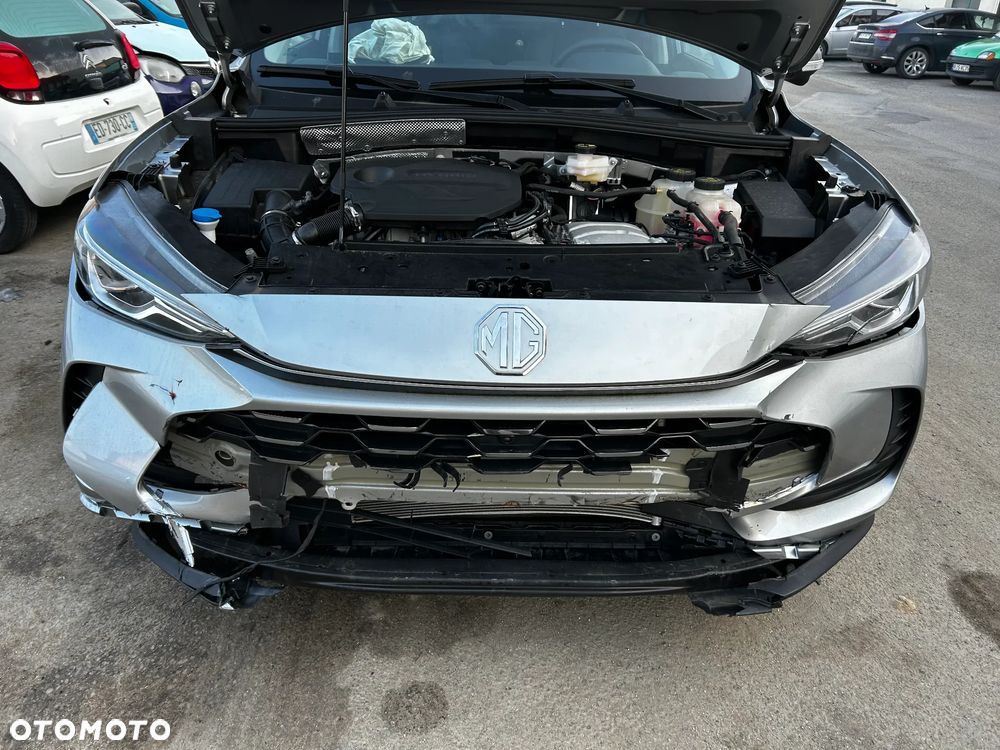 MG ZS Hybrid+ - 5