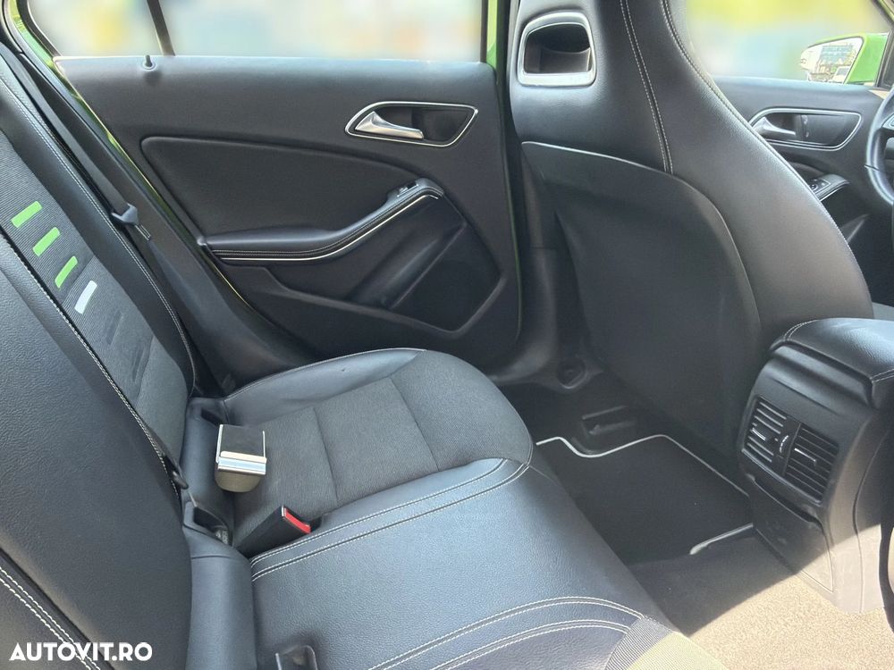 Mercedes-Benz A 180 - 13