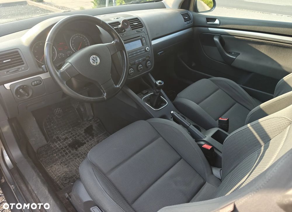Volkswagen Golf 1.6 Comfortline - 7