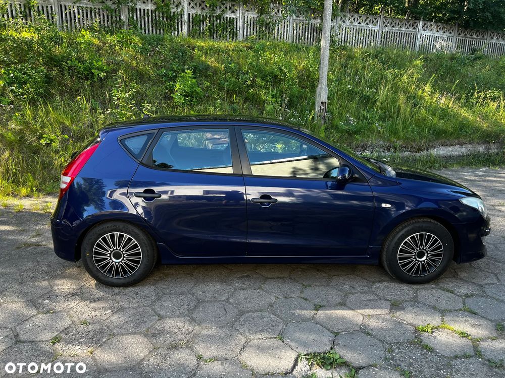Hyundai i30 1.4 Base EU5 - 11