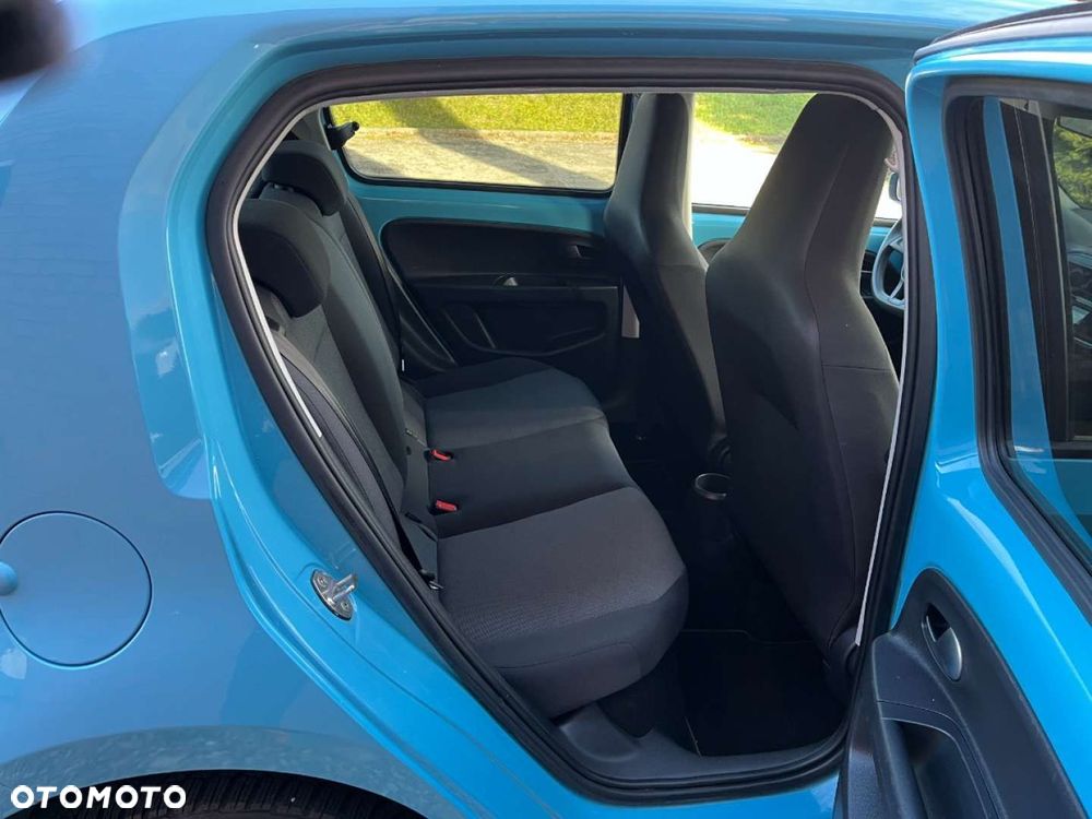 Volkswagen up! 1.0 street - 18