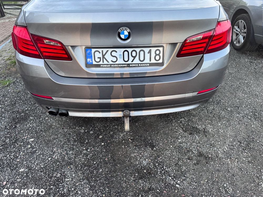 BMW Seria 5 523i - 9