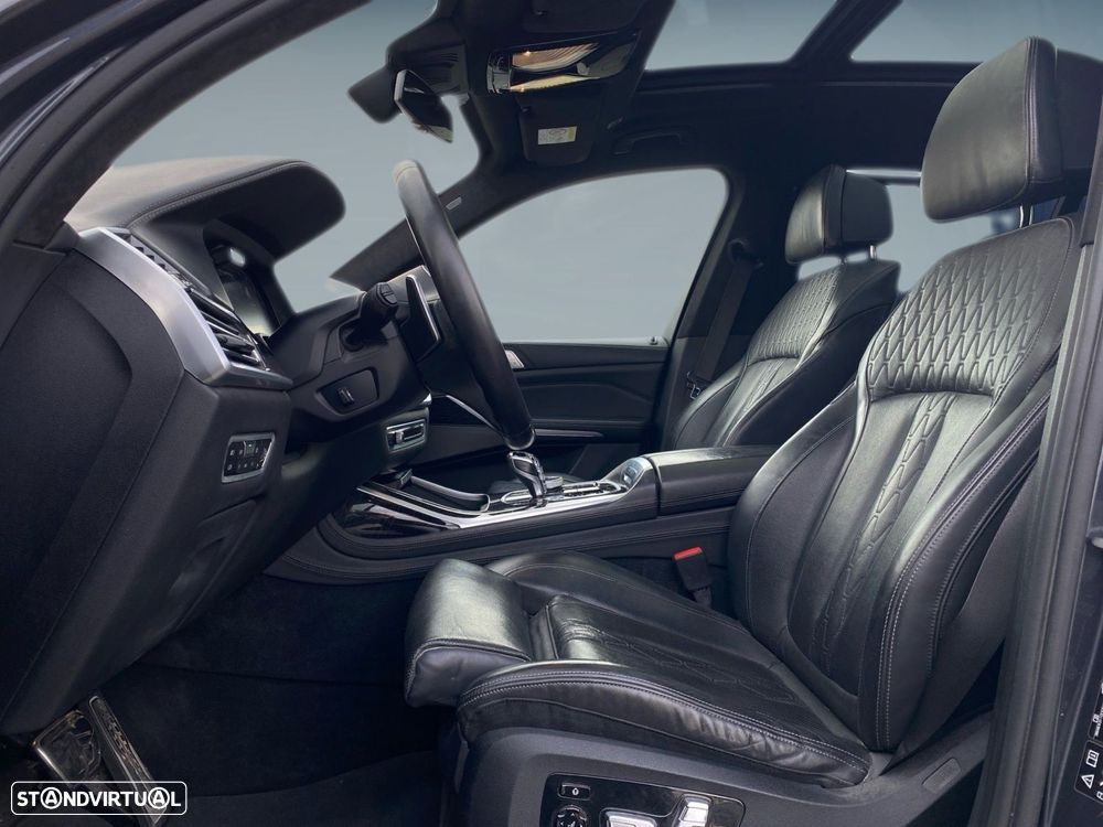 BMW X7 M50d - 3
