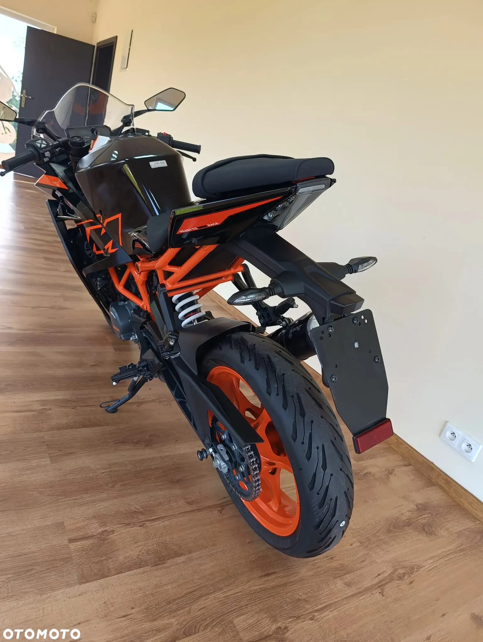 KTM RC 125 - 10
