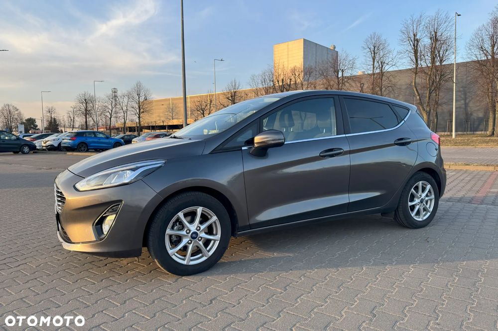 Ford Fiesta - 9