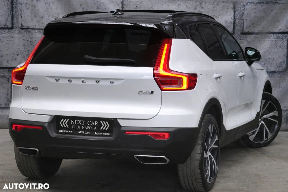 Volvo XC 40 D4 AWD Geartronic R-Design - 4