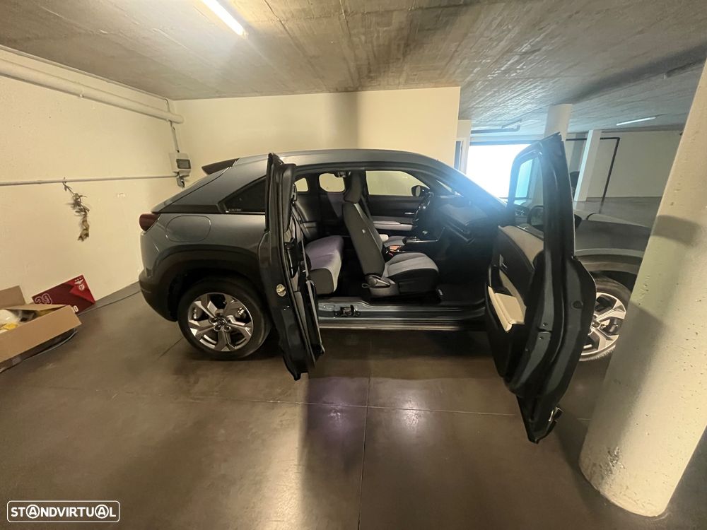 Mazda MX-30 e-Skyactiv Excellence - 4