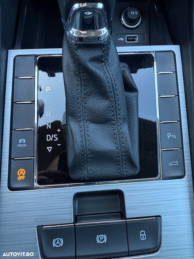 Skoda Superb 1.5 TSI ACT DSG Ambition - 29