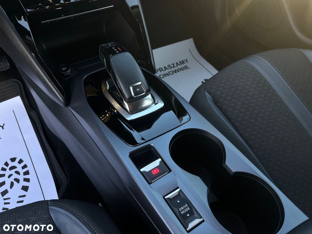 Peugeot 2008 PureTech 130 EAT8 Allure Pack - 14