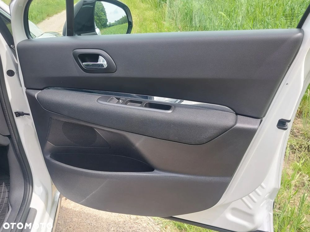 Peugeot 3008 - 23