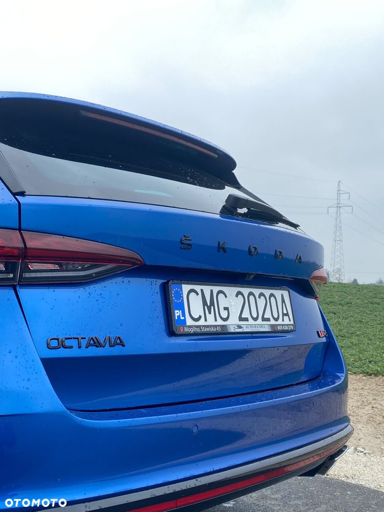 Skoda Octavia 2.0 TDI RS DSG - 8