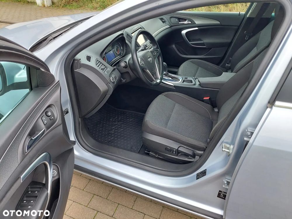 Opel Insignia 1.6 SIDI Turbo Edition - 9