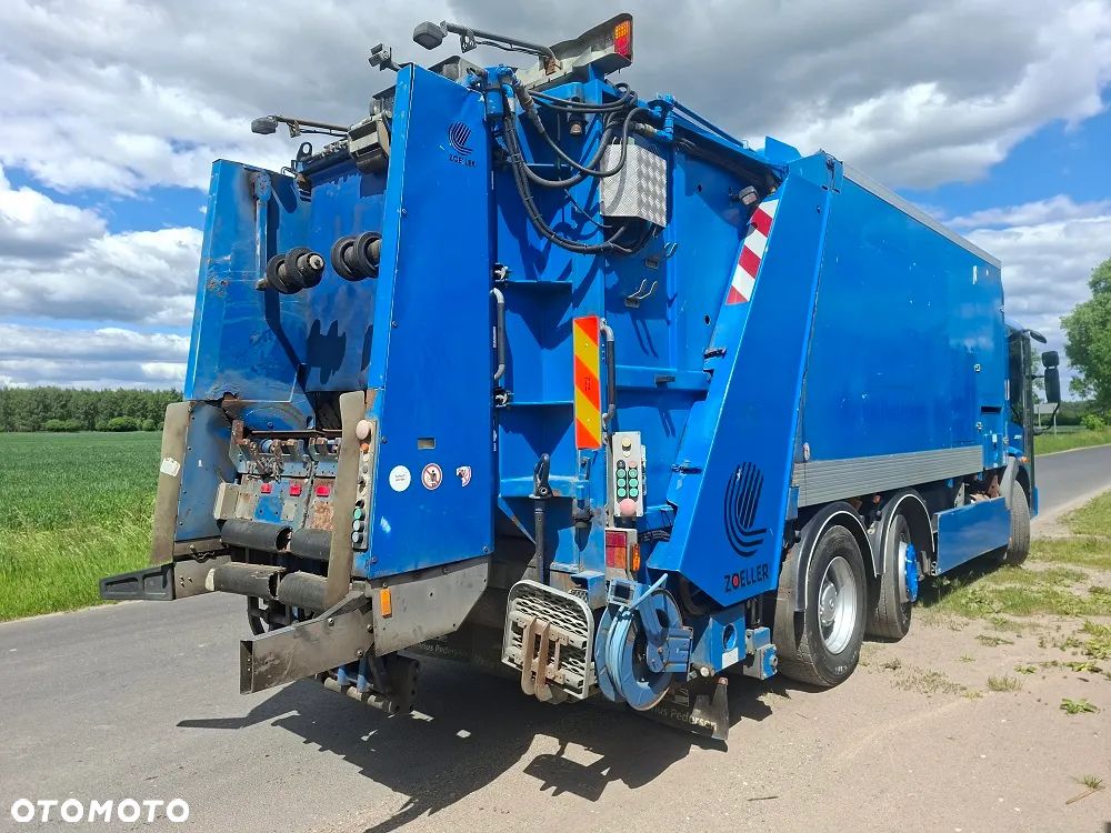 Mercedes-Benz Econic 2629 - 5