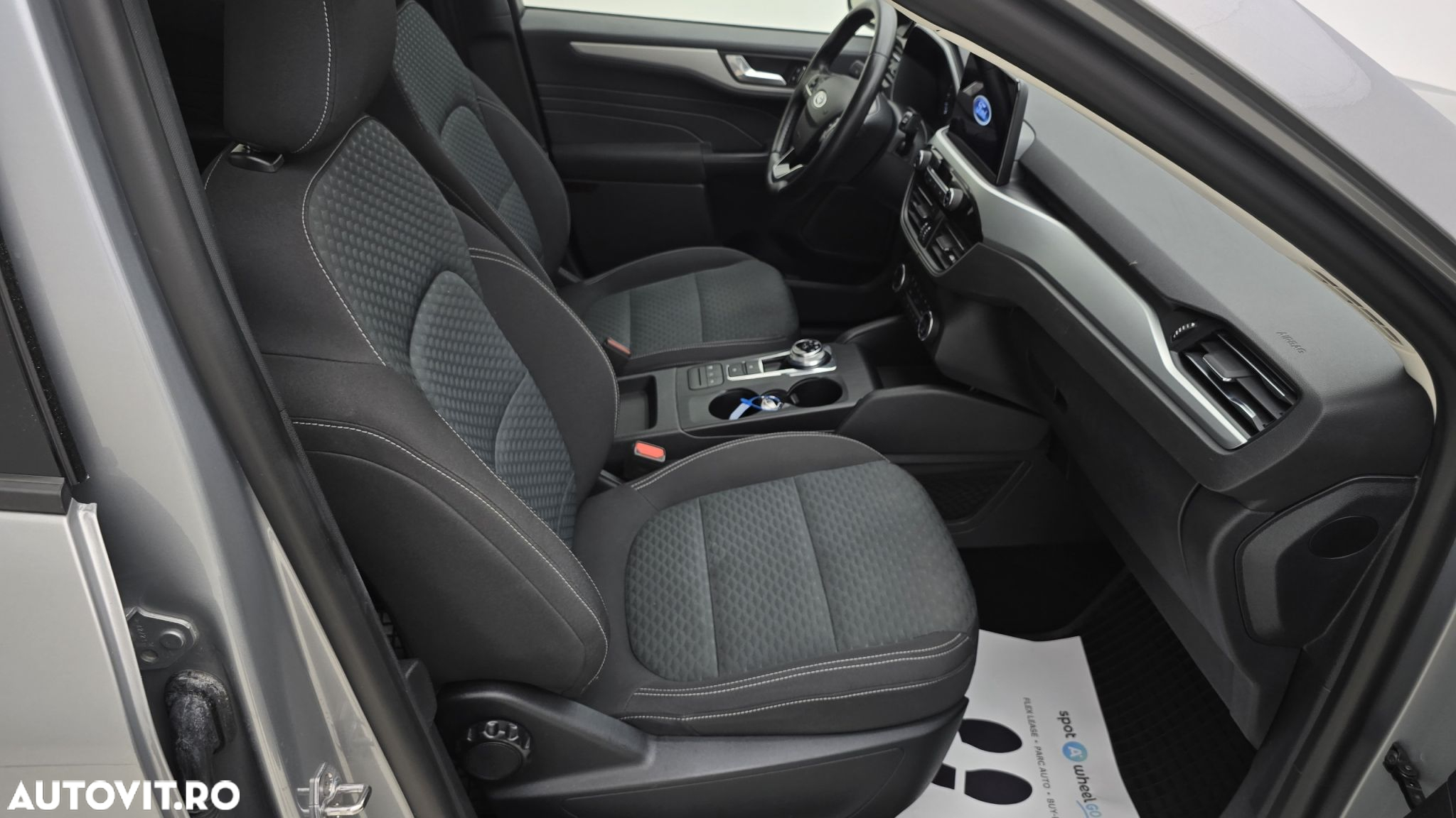 Ford Kuga 1.5 EcoBlue A8 FWD Trend - 19