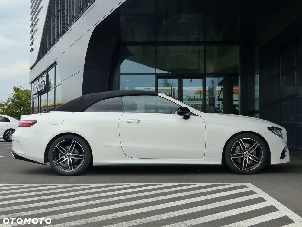 Mercedes-Benz Klasa E 200 9G-TRONIC AMG Line - 9