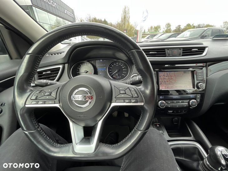Nissan Qashqai - 16
