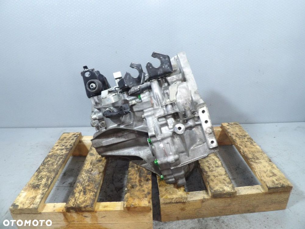 TOYOTA AVENSIS T27 LIFT 1.8 SKRZYNIA BIEGÓW MANUALNA 33111-02050 - 4