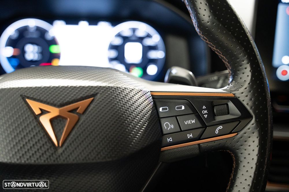 Cupra Leon 1.4 e-Hybrid DSG - 15