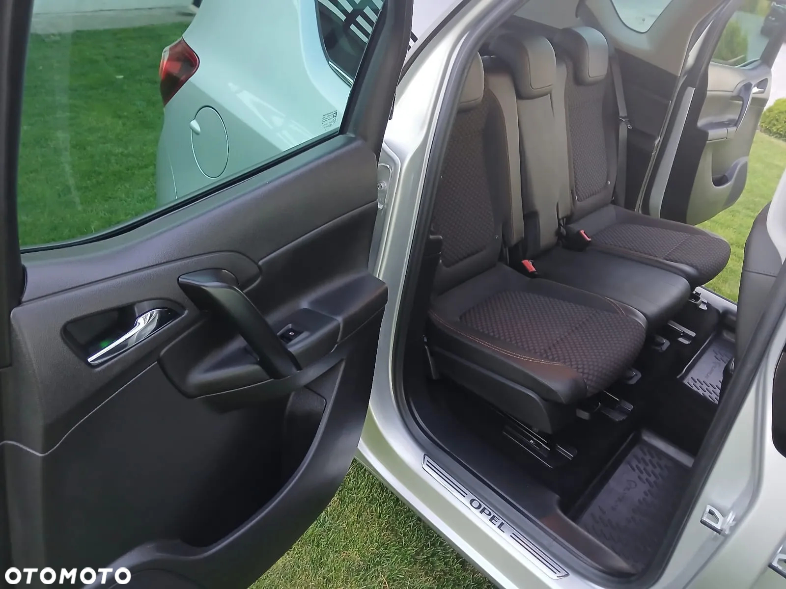 Opel Meriva 1.4 Innovation - 31