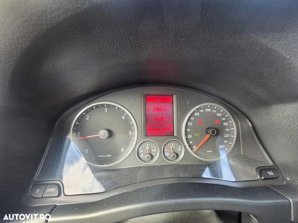 Volkswagen Tiguan 2.0 TDI DPF 4Motion Automatik Trend & Fun - 9