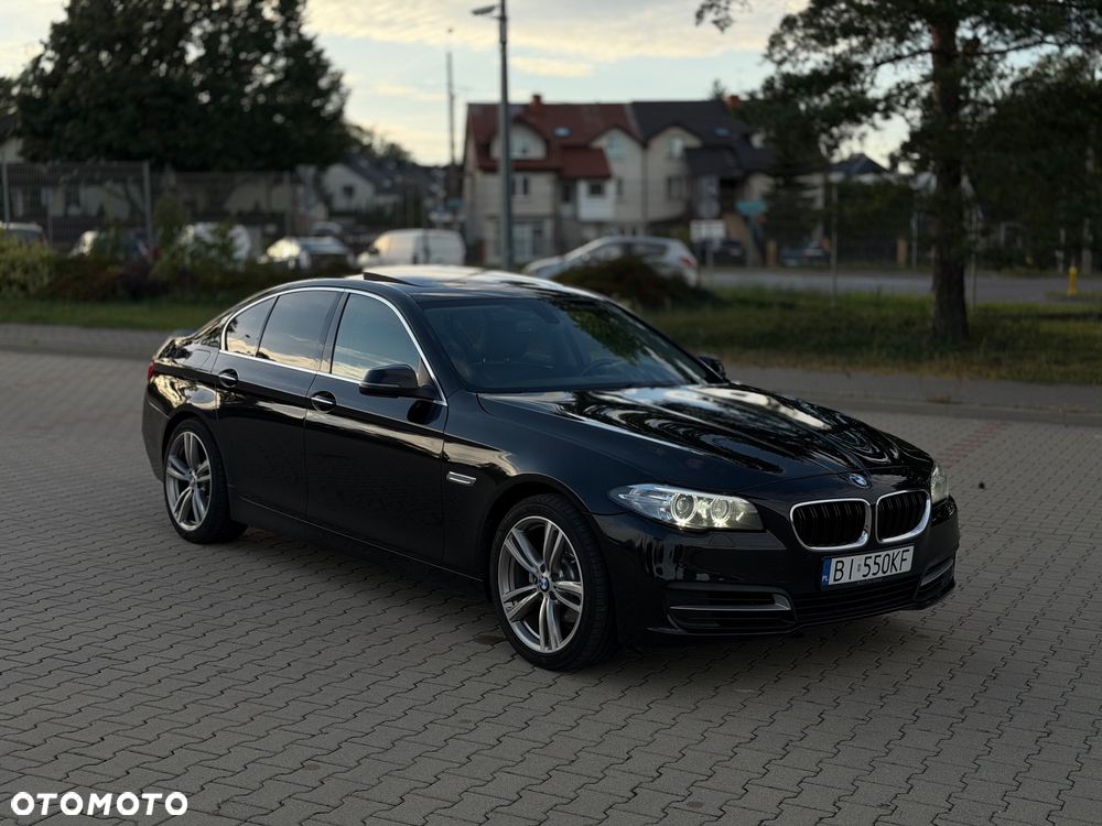 BMW Seria 5 528i xDrive - 3