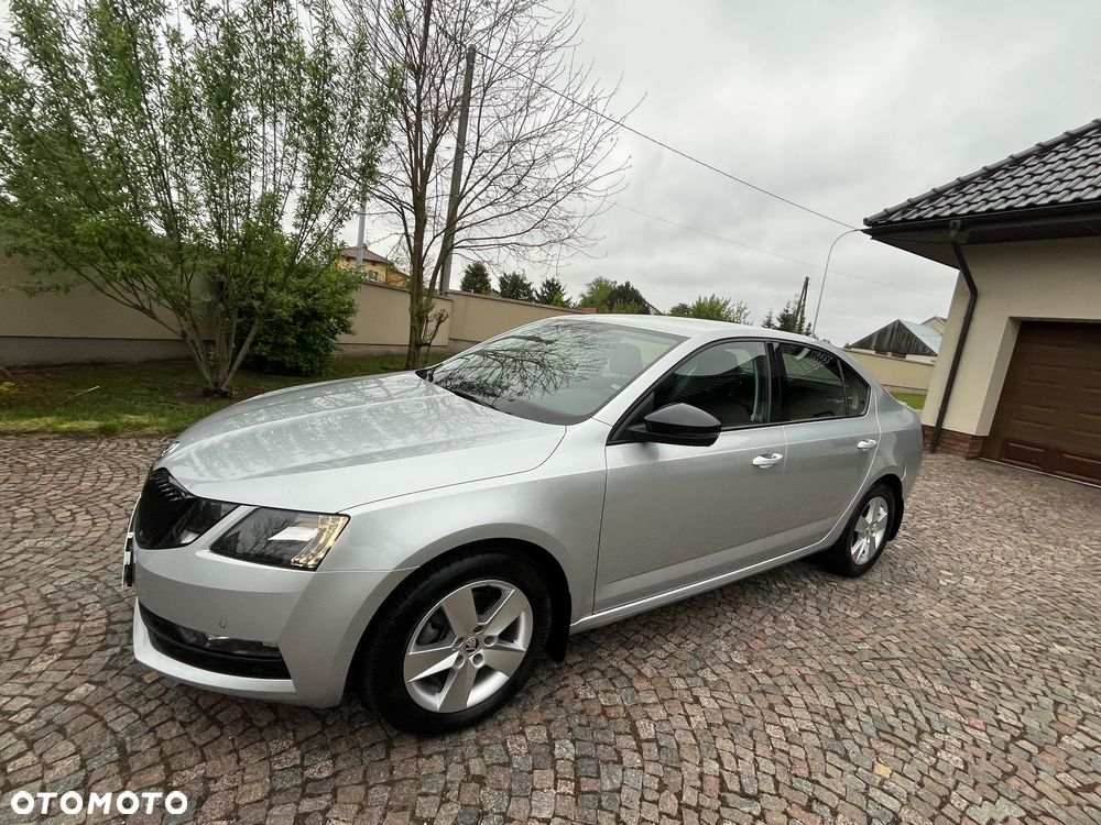 Skoda Octavia 1.5 TSI ACT Ambition - 3