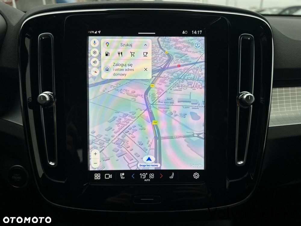 Volvo XC 40 - 18