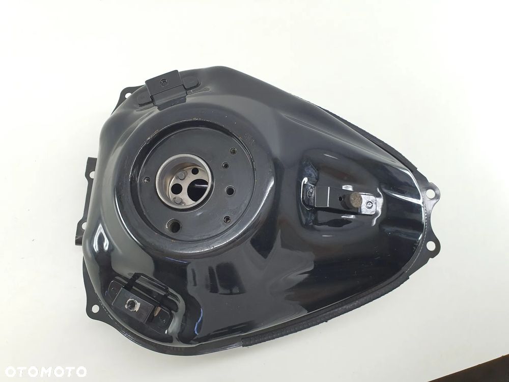 ZBIORNIK PALIWA BAK  YAMAHA XSR 125 - 2