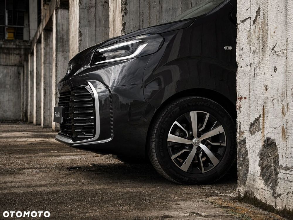 Toyota Proace Verso 2.0 D4-D Long Family - 17