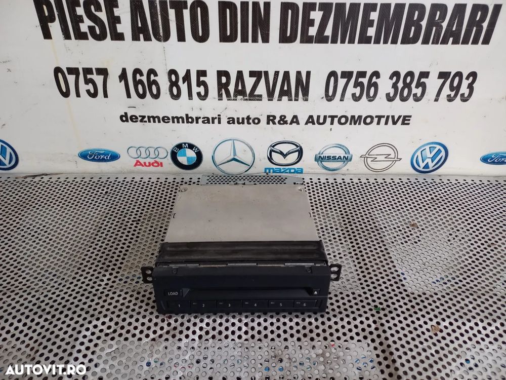 Magazie CD Bmw X5 X6 E70 E71 Cod  - Dezmembrari Arad - 1