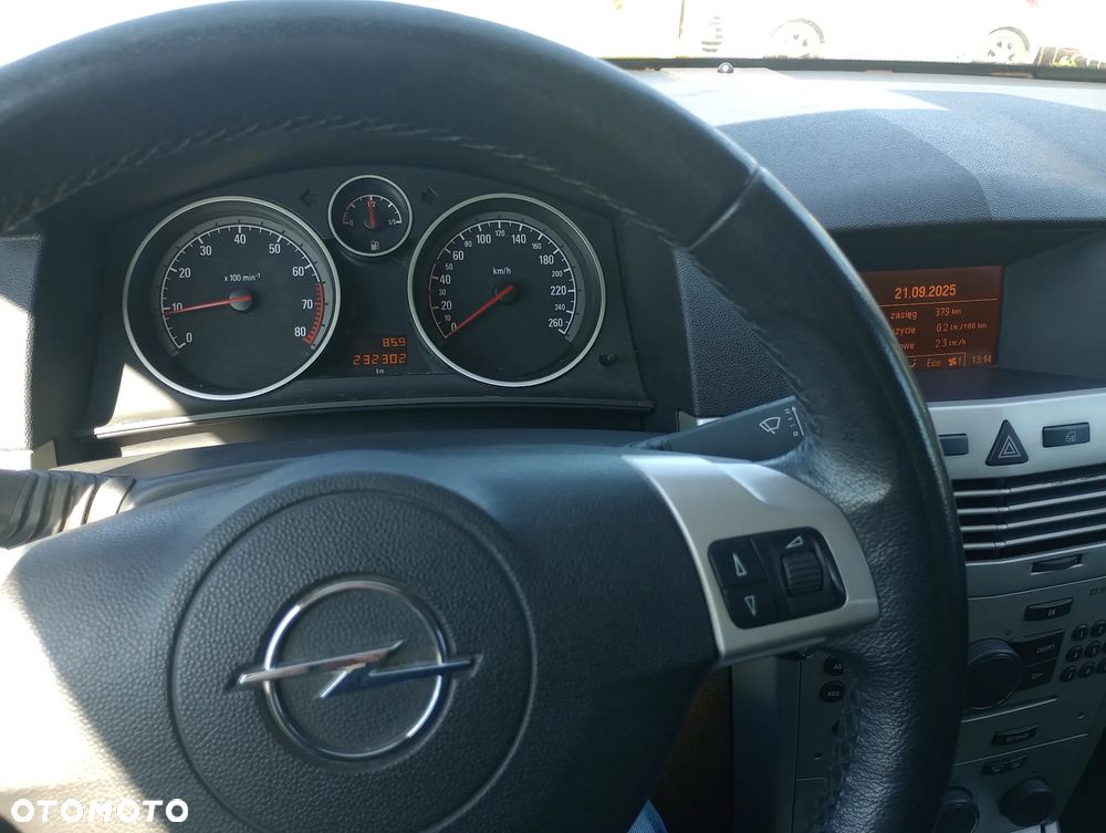 Opel Astra III 1.6 Enjoy - 15