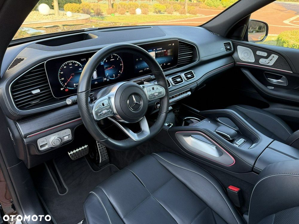 Mercedes-Benz GLS - 20