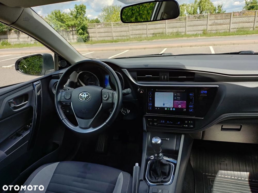 Toyota Auris - 10
