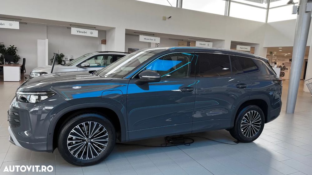 Volkswagen Tayron 1.5 TSI DSG PHEV Life - 3