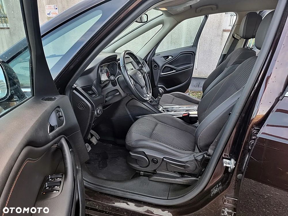 Opel Zafira - 23