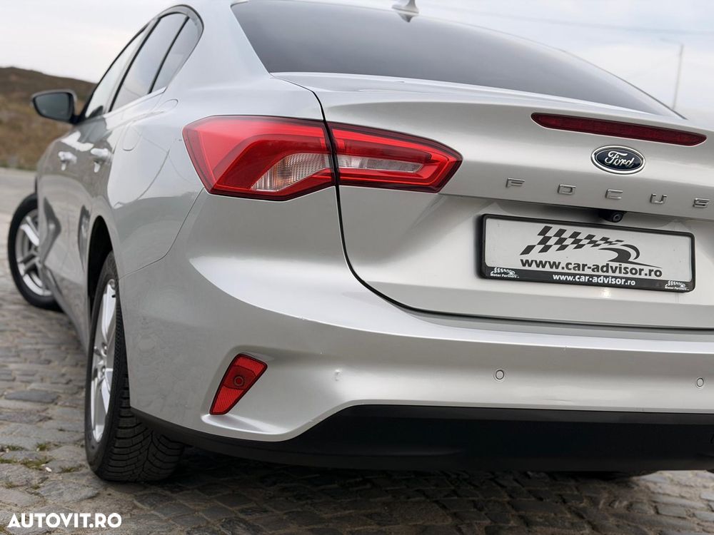 Ford Focus 1.0 EcoBoost Titanium - 14