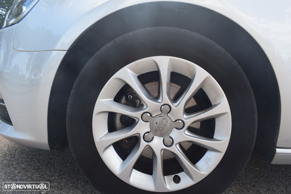 Audi A3 Sportback 1.6 TDI Advance - 7