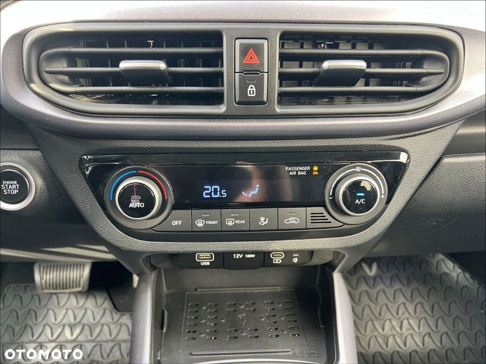 Hyundai i10 1.2 Smart AMT - 17