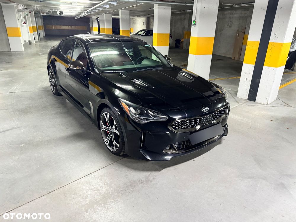 Kia Stinger - 18
