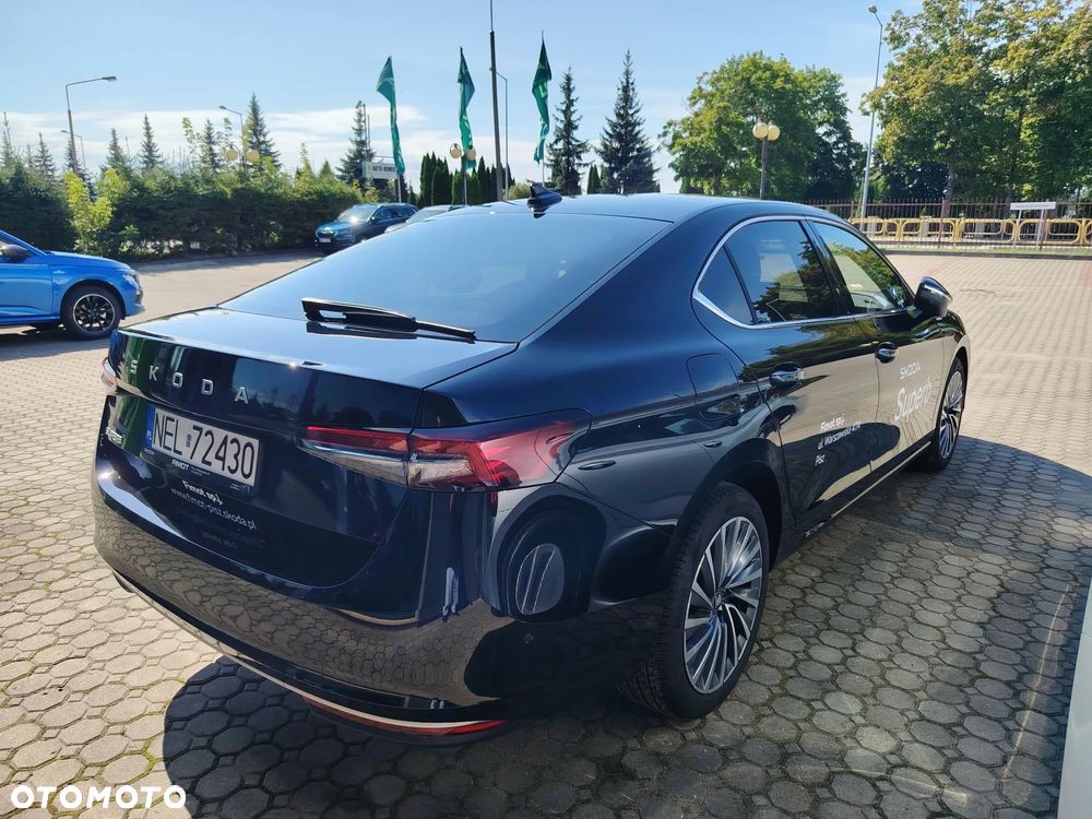 Skoda Superb 2.0 TSI L&K DSG - 4