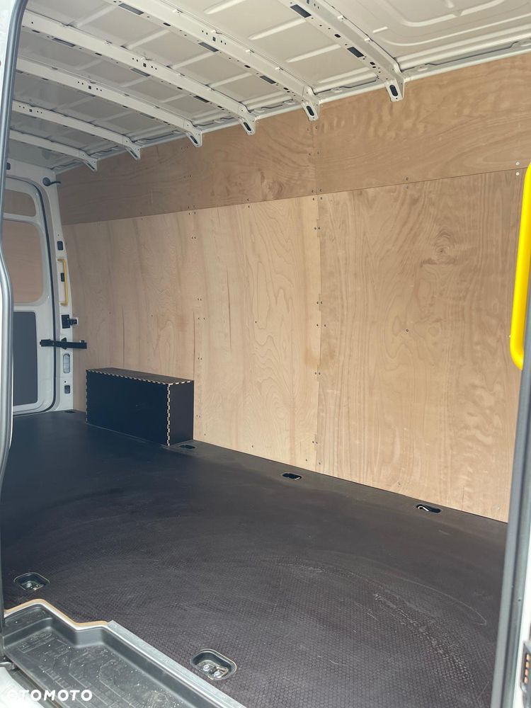 Volkswagen Crafter - 8