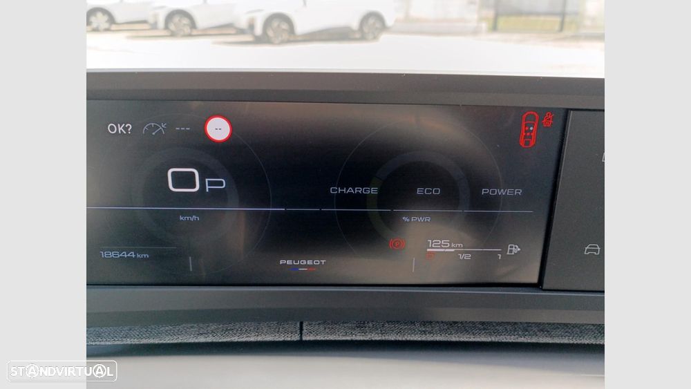 Peugeot 3008 1.2 Hybrid Allure e-DCS6 - 15