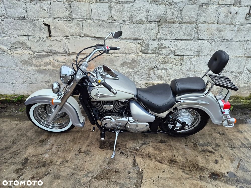 Suzuki VL 800 Volusia - 2