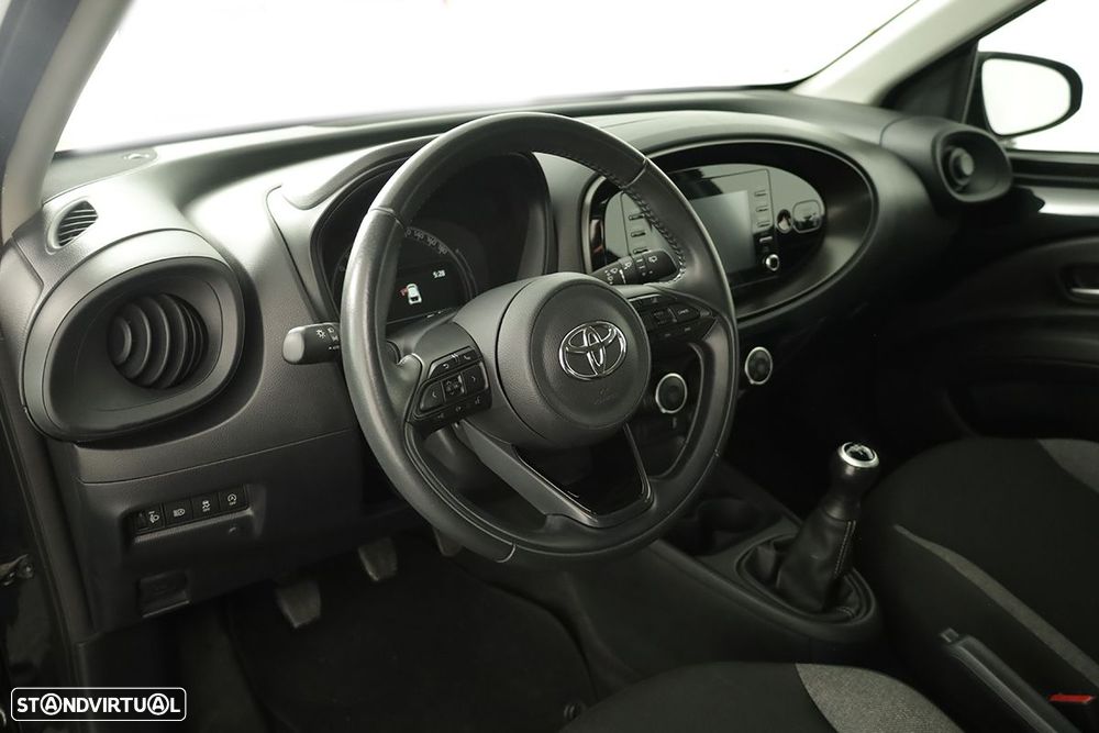 Toyota Aygo 1.0 X-Play - 6